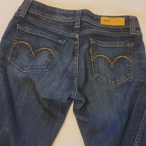 LEVI'S Women's Low rise Demi Curve Skinny Jean size 3M - Picture 3 of 10